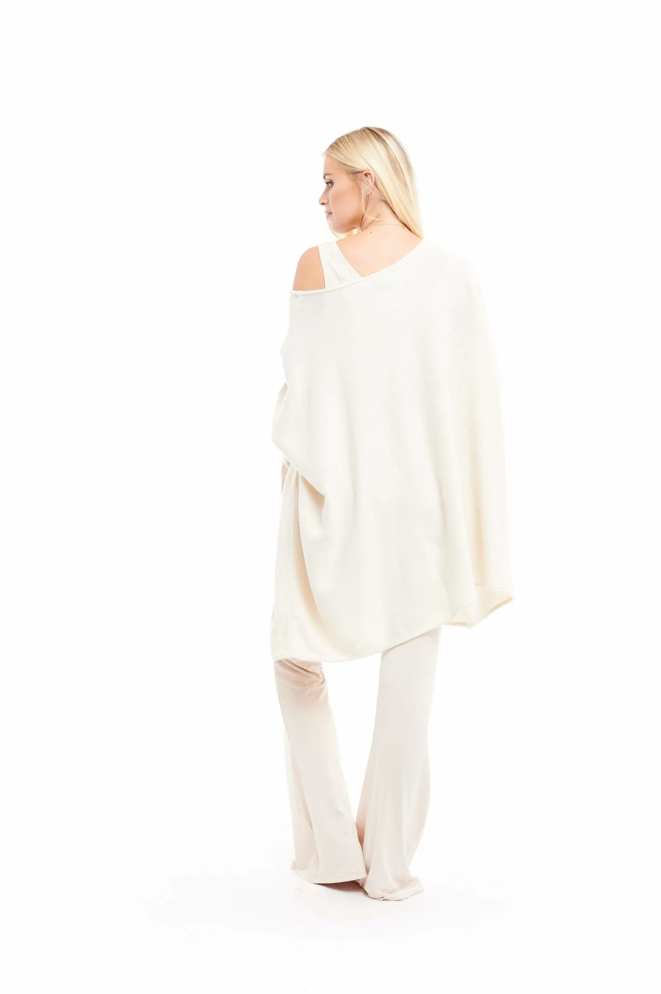 4 PLY CASHMERE SNUGGLE BOX JUMPER WINTER WHITE