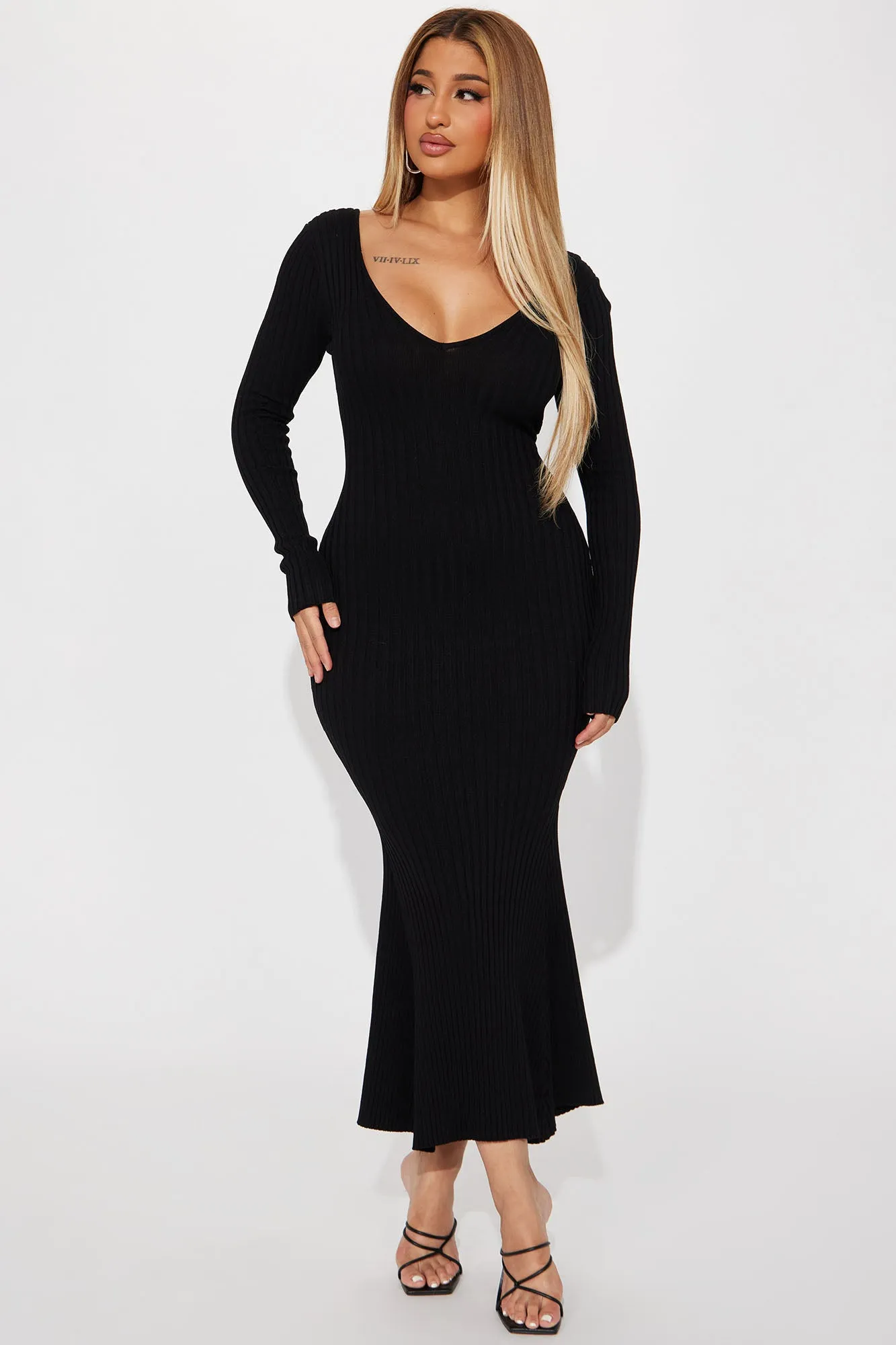 Aries Sweater Maxi Dress - Black