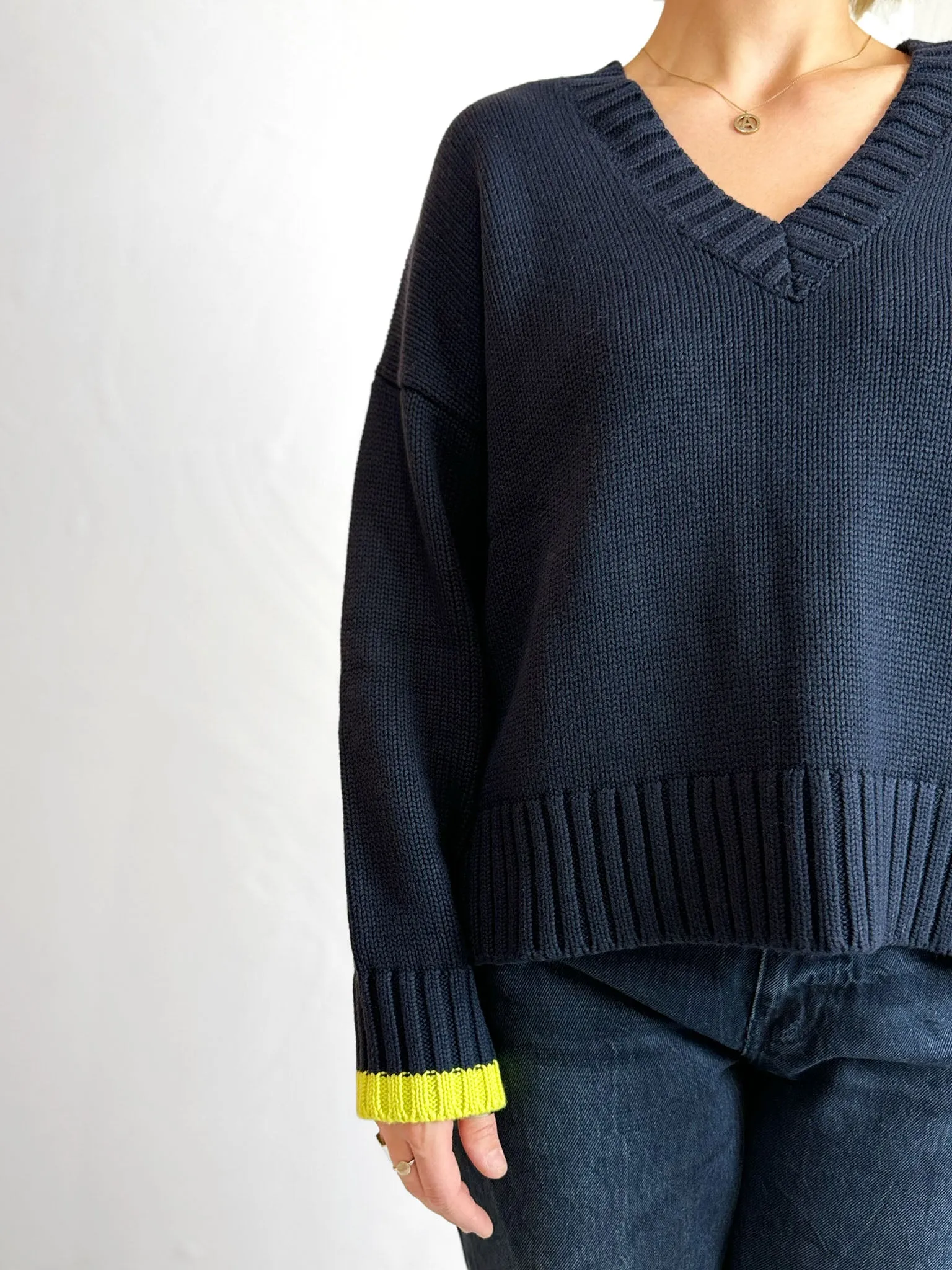 Berf V-Neck Contrast Jumper