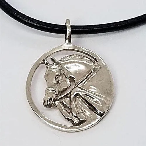 Big Ben Jumper Horse Circle Pendant Necklace