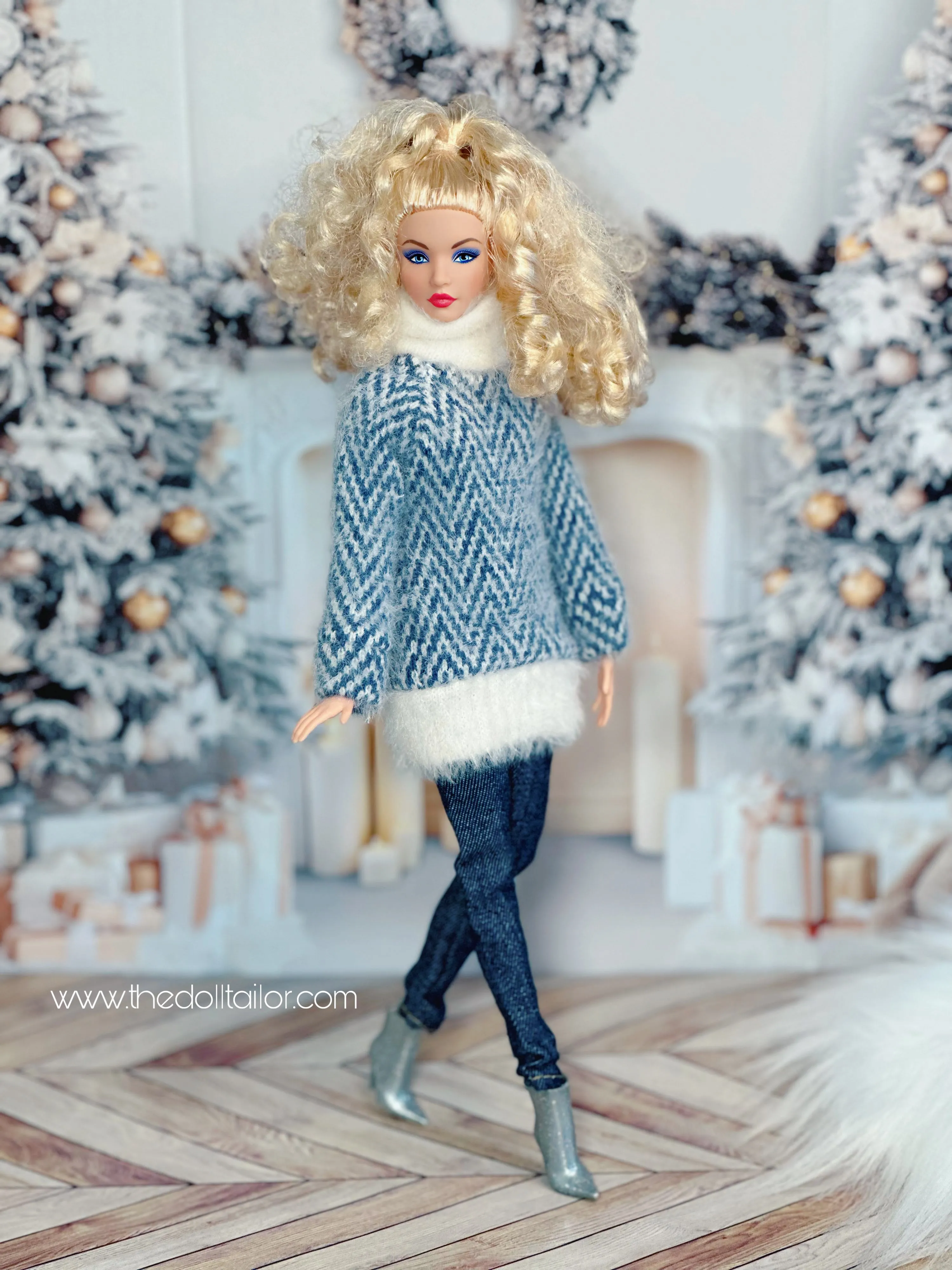 Blue and white turtle neck sweater for barbie dolls 1/6 scale sweater