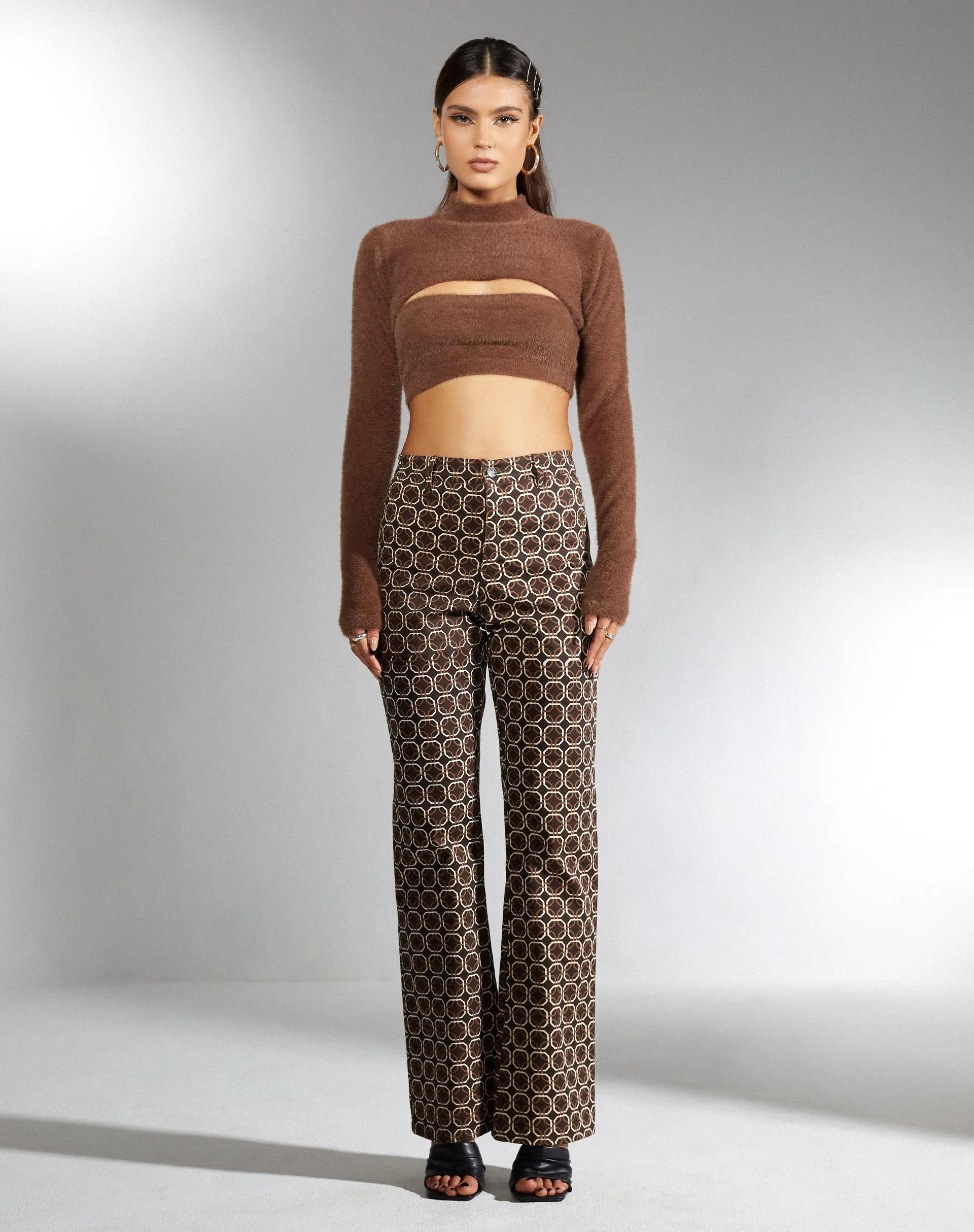 Bukian Cropped Jumper in Knit Brown