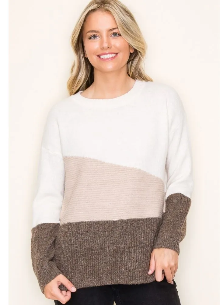 Color Block Pullover Sweater in Ivory by Staccato