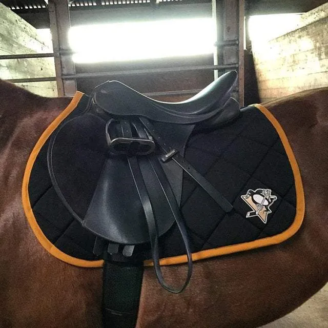 Custom Professional Sports Patch Saddle Pad