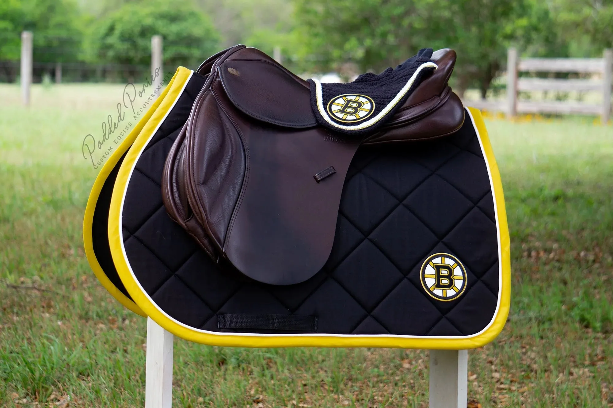 Custom Professional Sports Patch Saddle Pad