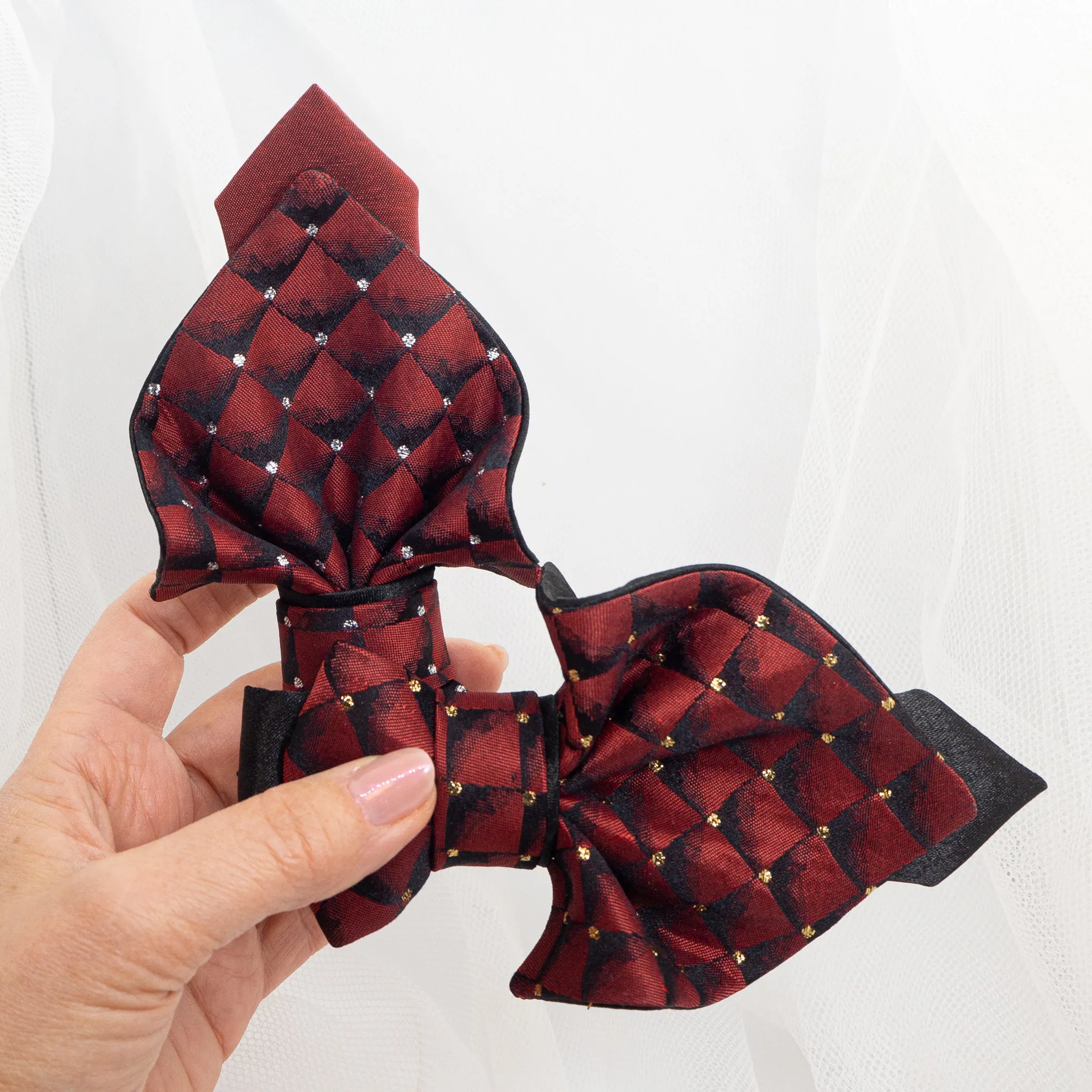 ELEGANT WOMEN' BOW TIE "BURGUNDY DIAMOND II"