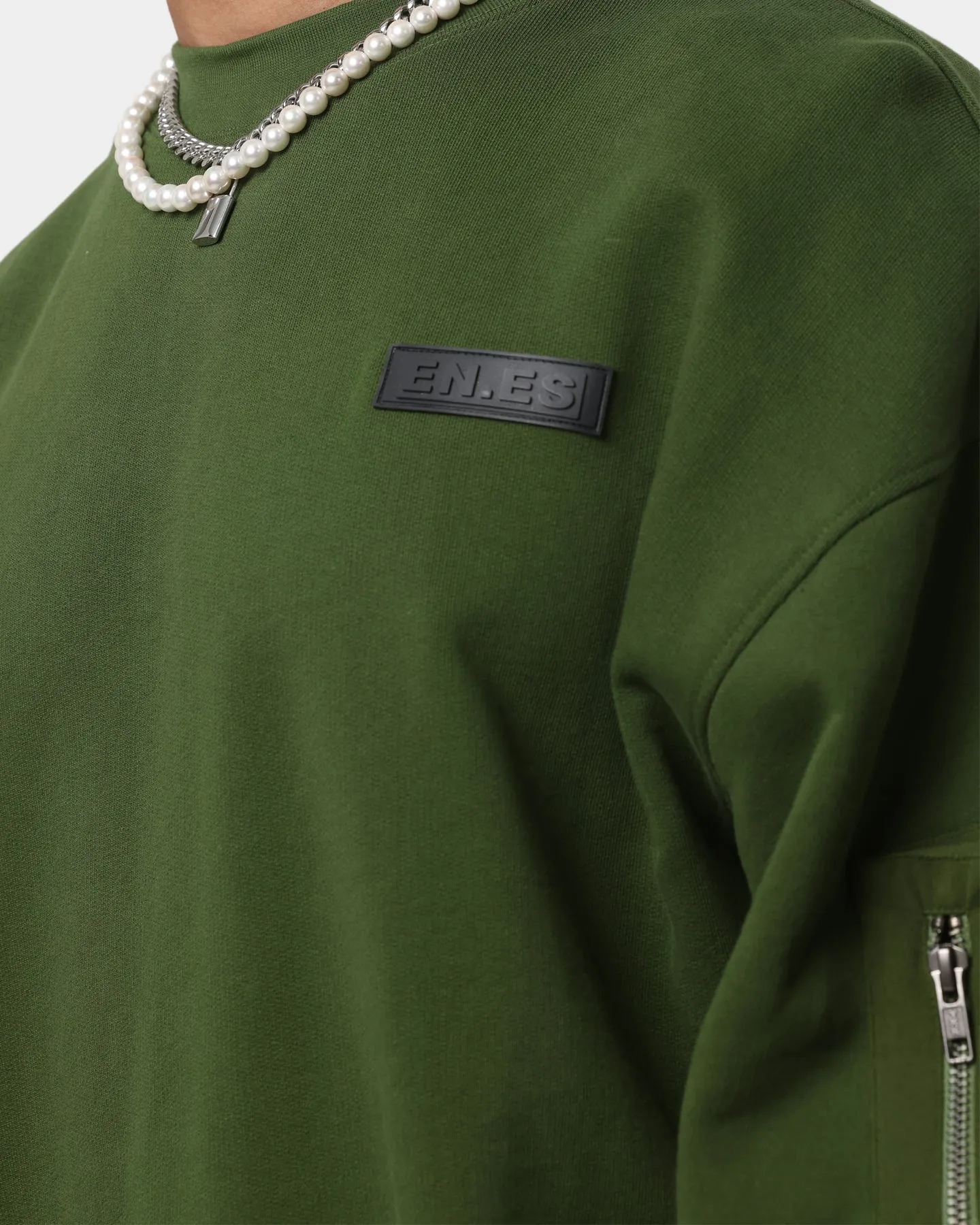 EN ES Reclaimed Utility Crewneck Khaki