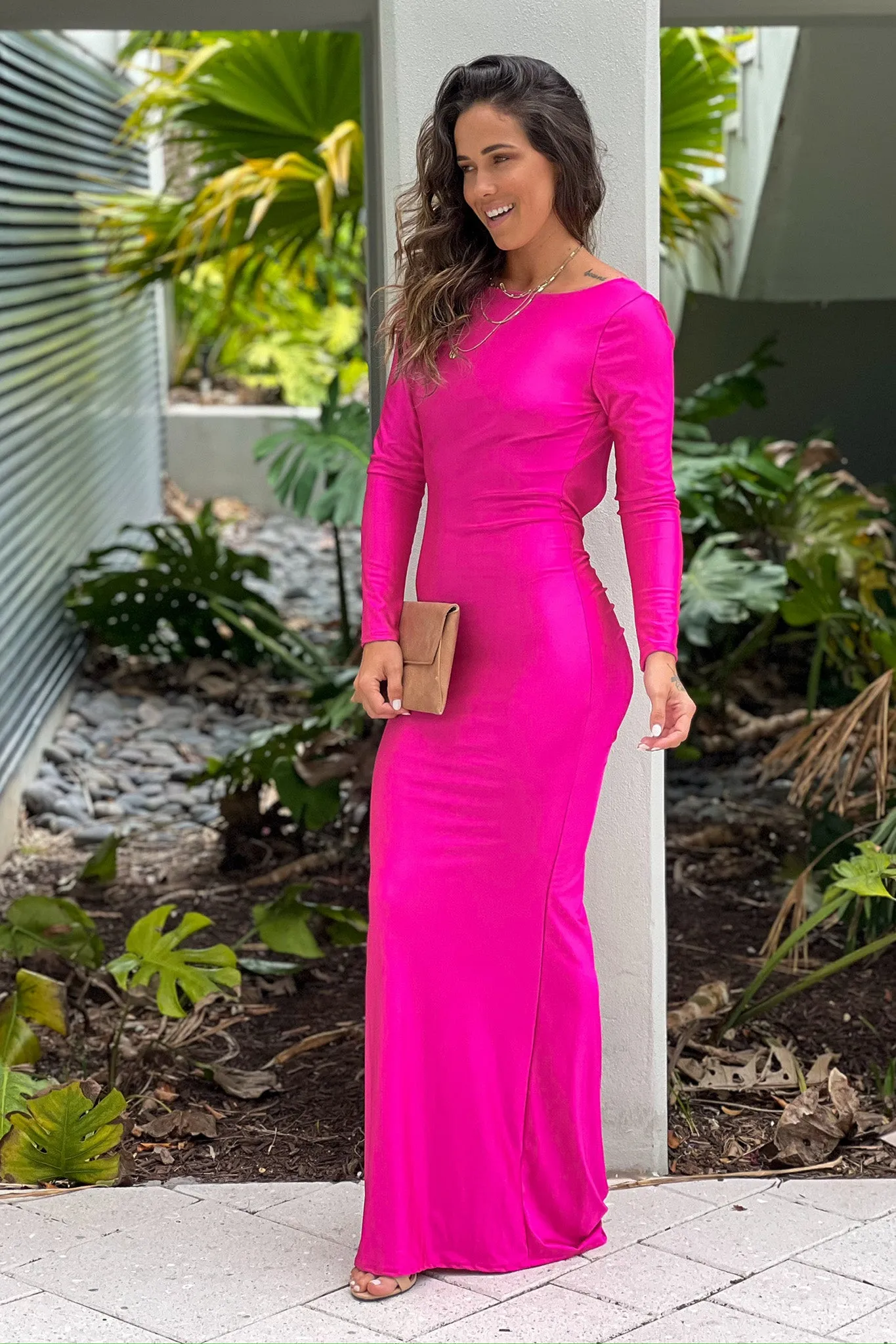 Fuchsia Maxi Dress With Long Sleeves And Open Back