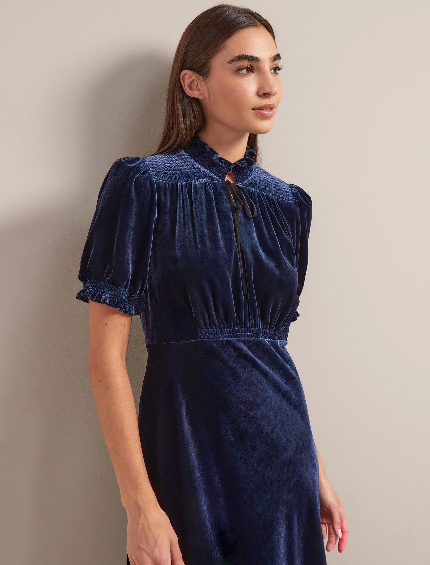 Irina Bias Cut Velvet Maxi Dress - Navy