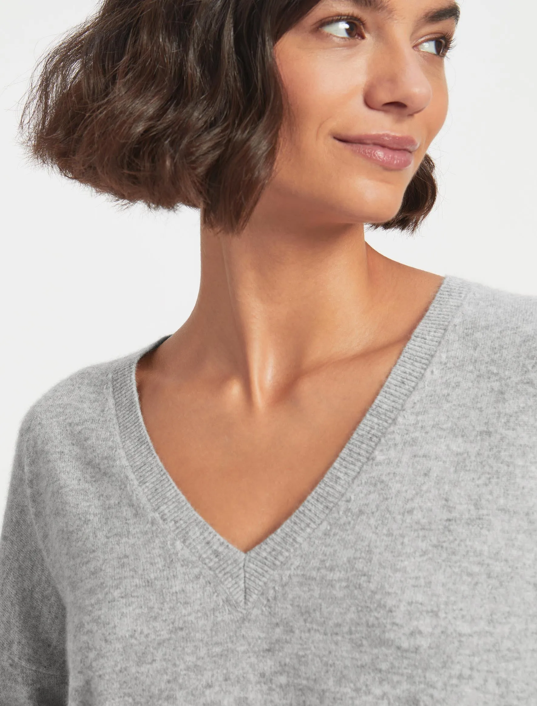 Joely Cashmere Curved Hem Boxy Jumper - Light Grey