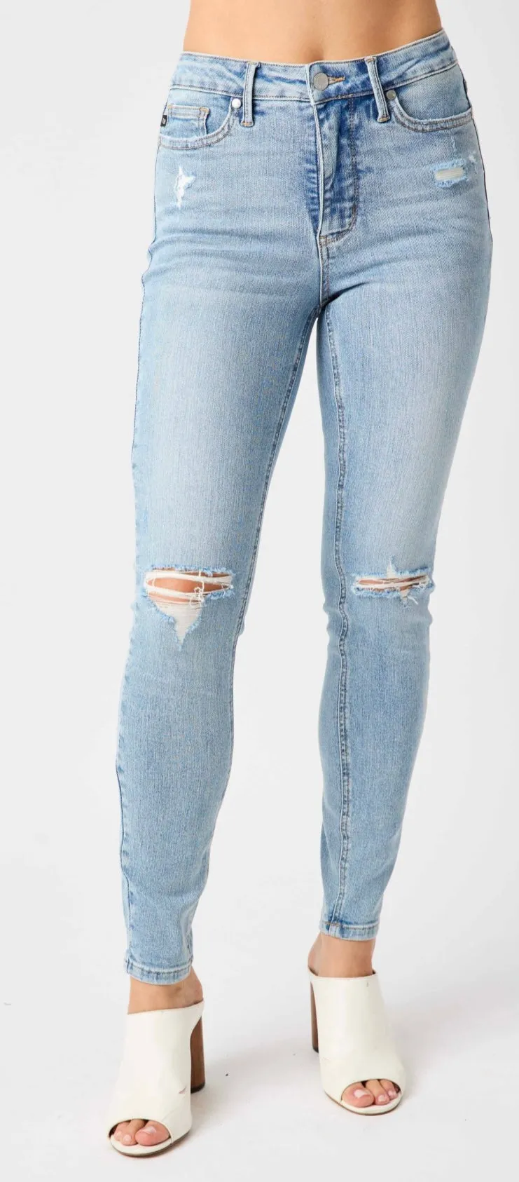 Knee distressed skinny Judy's