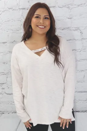 Knit v-neck top with printed band