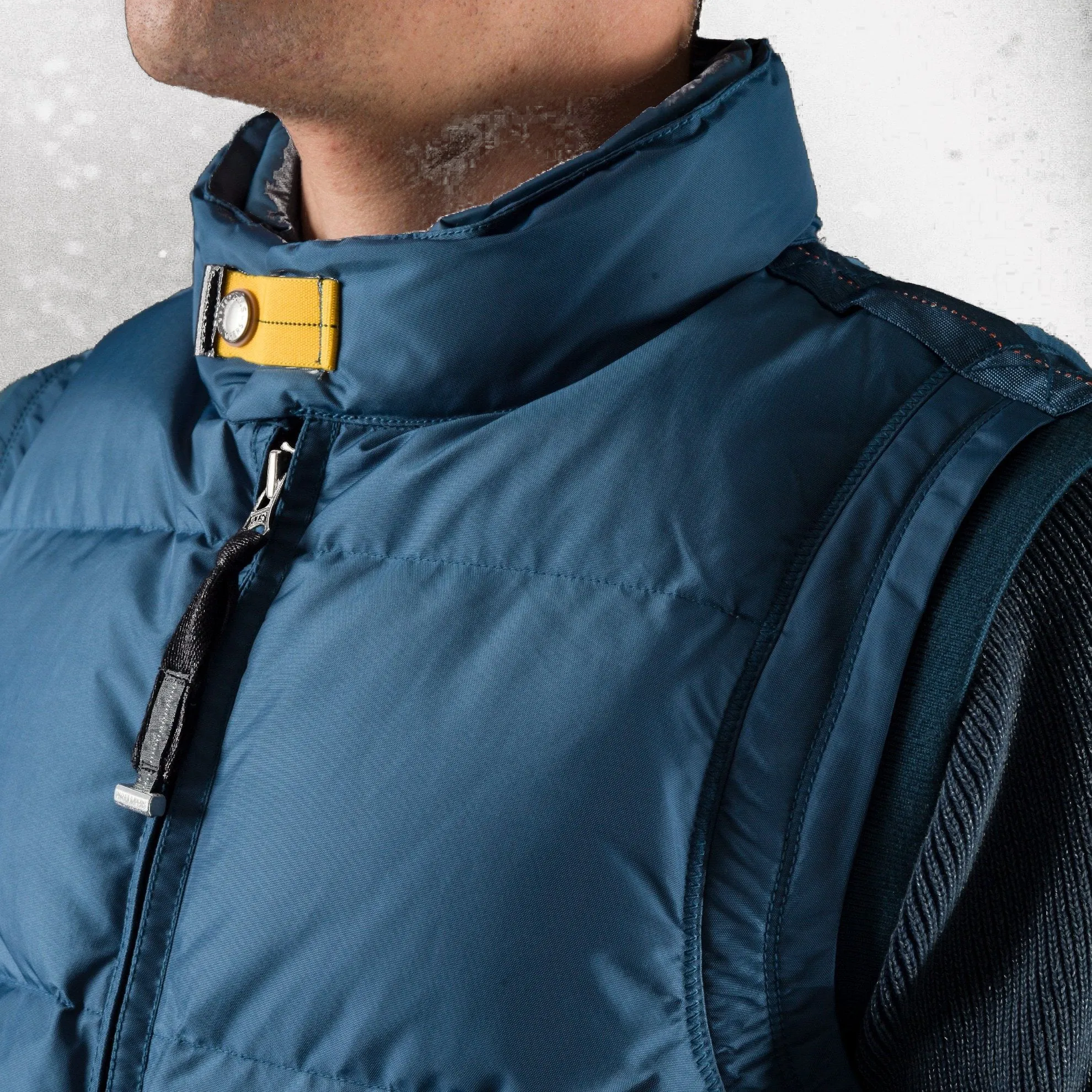 Kobuk Base Recycled Nylon Oxford Down-Filled Vest / Mallard Blue