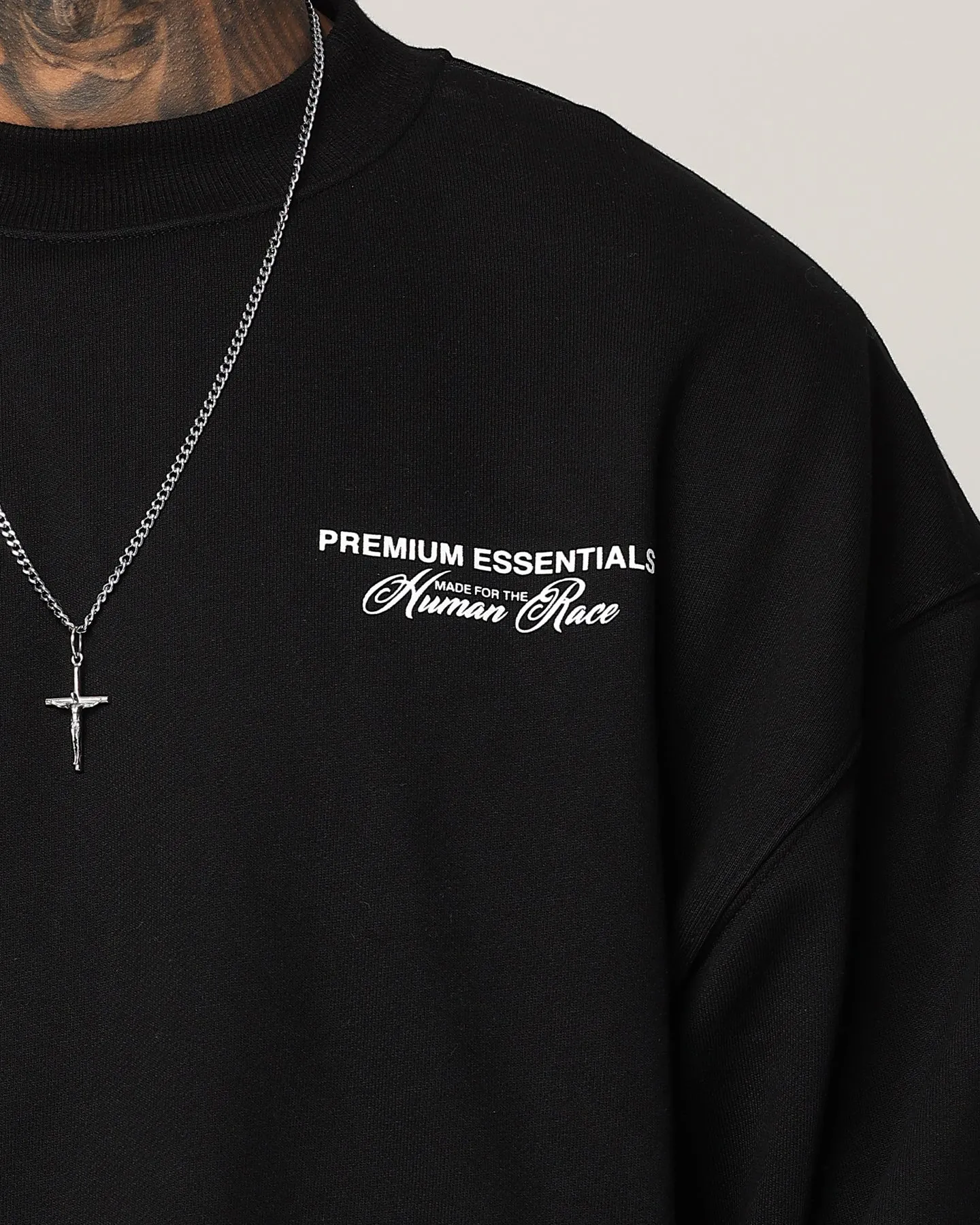 Loiter Essential Spire Crewneck Black