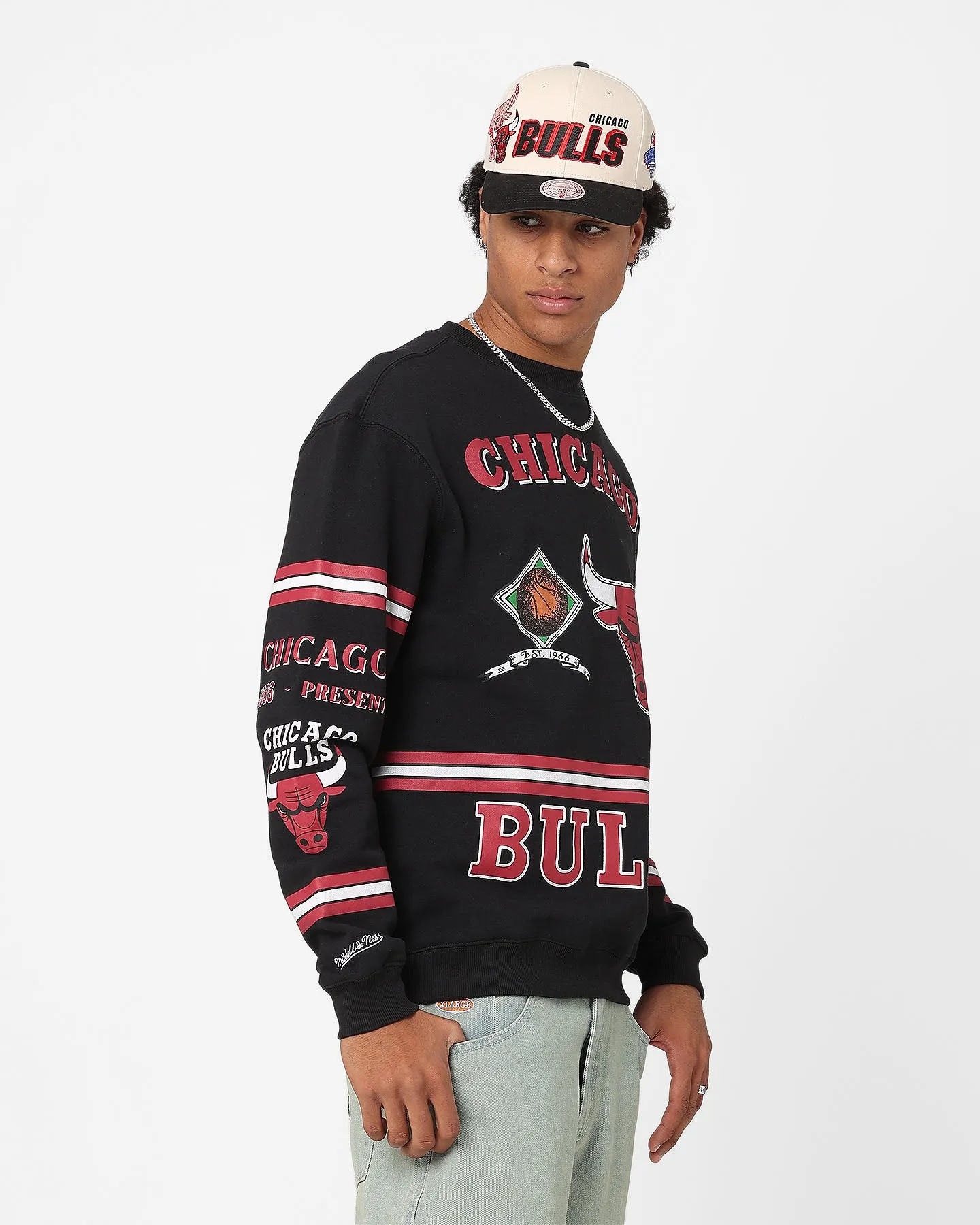 Mitchell & Ness Chicago Bulls World Champions Crewneck Black