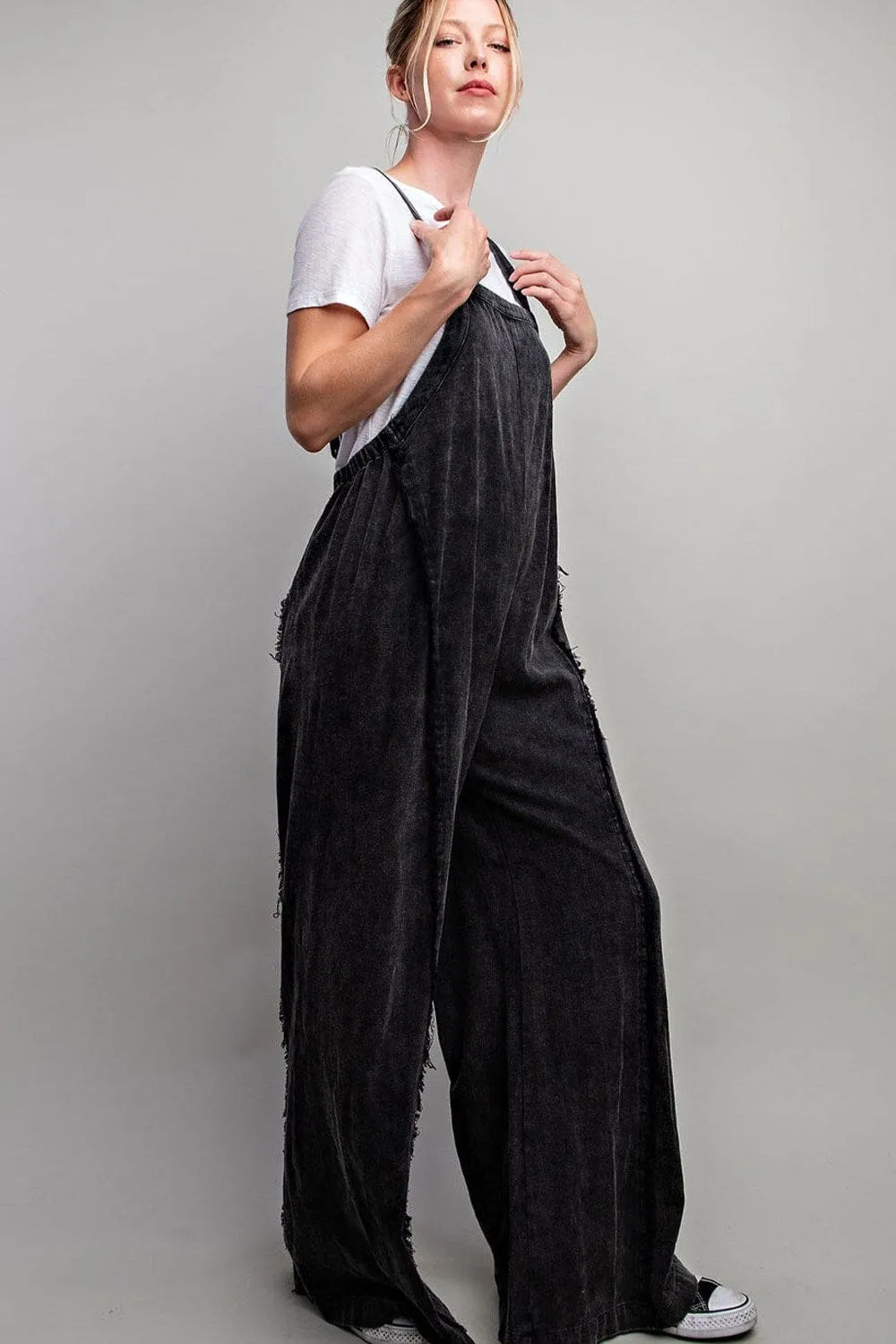 WIDE LEG FRAYED SEAM JUMPER